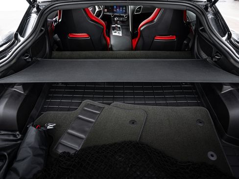 Used 2017 Chevrolet Corvette Z06 w/ Chrome Badge Package image 25