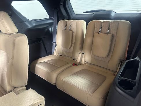 Used 2017 Ford Explorer FWD image 21