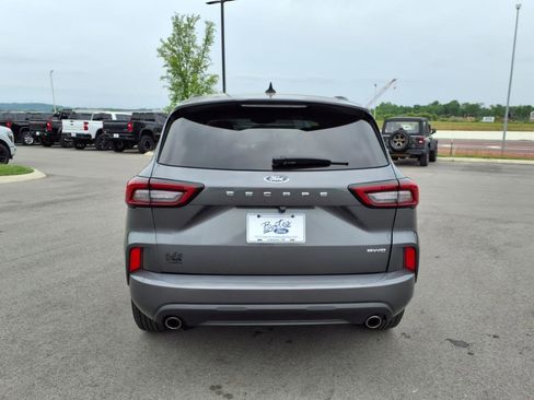 Used 2023 Ford Escape ST-Line image 4