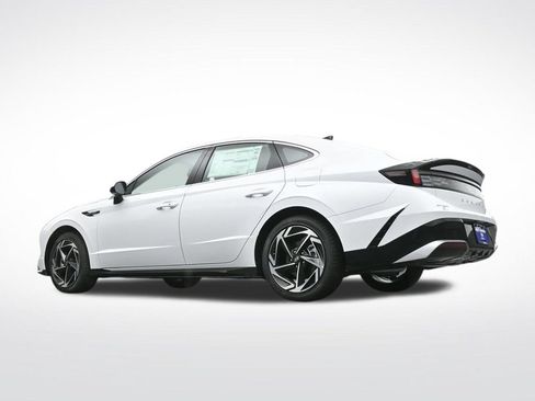 New 2026 Hyundai Sonata SEL FWD image 13