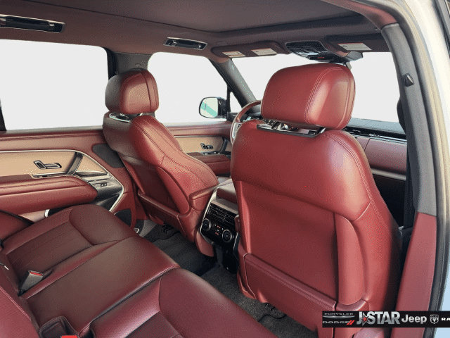 Used 2024 Land Rover Range Rover SE AWD/4WD image 25