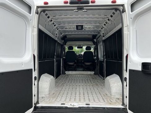 Used 2025 RAM ProMaster 2500 w/ Convenience Group FWD image 23