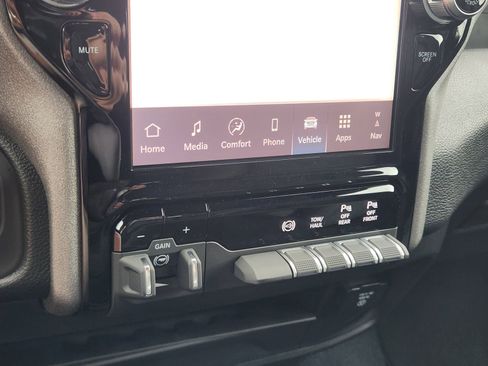 New 2026 RAM 3500 Tradesman AWD/4WD image 18