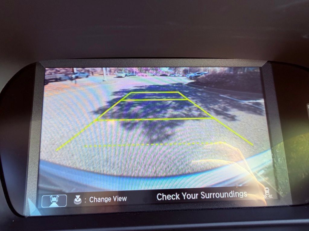 Used 2017 Acura TLX w/ Technology Package FWD image 22