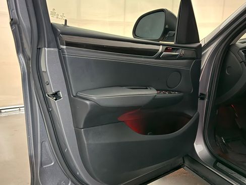 Used 2016 BMW X3 xDrive28i image 17