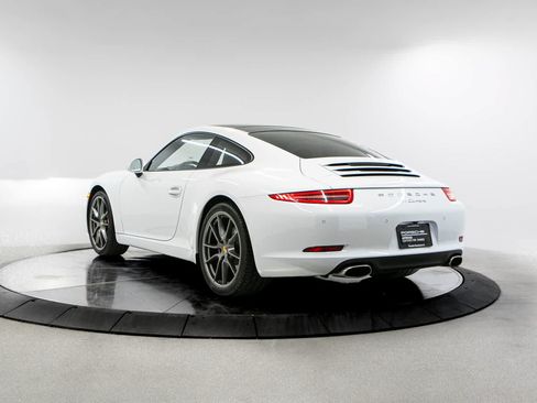 Certified 2016 Porsche 911 Carrera RWD image 3