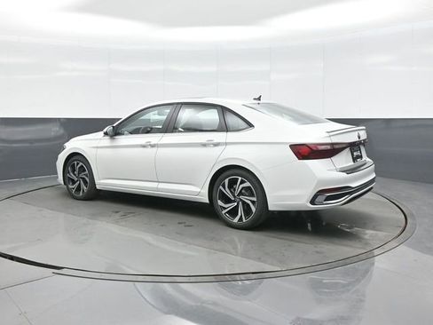 New 2026 Volkswagen Jetta SEL image 5