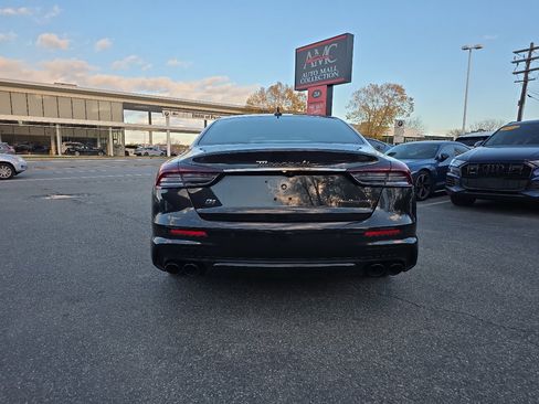 Used 2022 Maserati Quattroporte Modena Q4 image 15