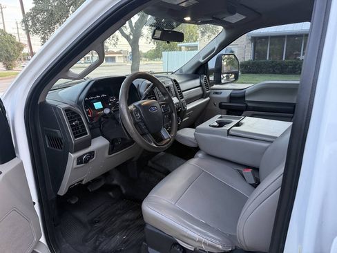 Used 2019 Ford F350 XL w/ Power Equipment Group AWD/4WD image 10