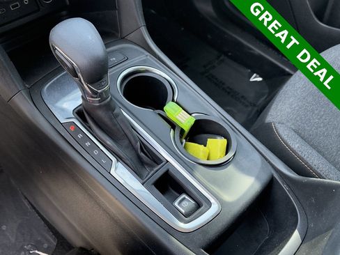 Used 2023 Chevrolet Equinox LT image 22