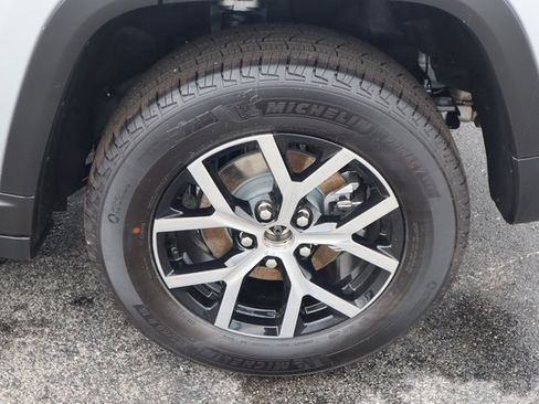 New 2025 Jeep Grand Cherokee Limited w/ Trailer Tow Package image 26