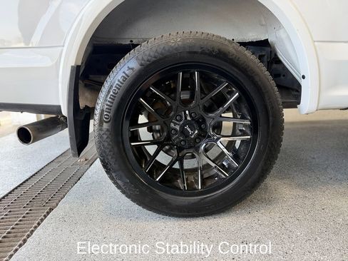 Used 2018 Ford F150 XLT w/ Equipment Group 302A Luxury image 15