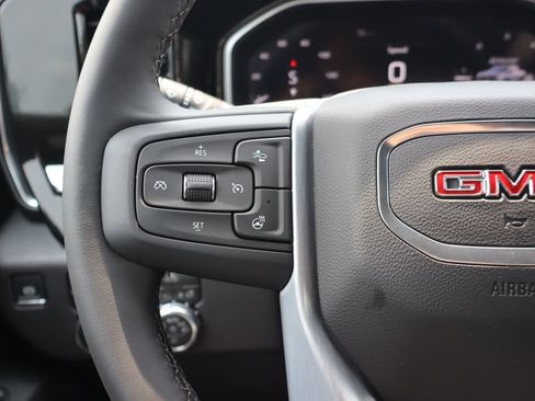 Used 2026 GMC Sierra 1500 Elevation AWD/4WD image 8