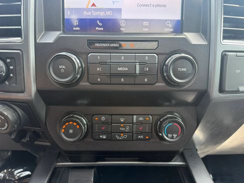 Used 2020 Ford F150 XLT w/ Equipment Group 302A Luxury AWD/4WD image 18