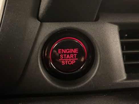 Used 2023 Honda Pilot Elite image 17