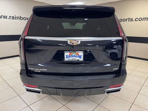 Used 2023 Cadillac Escalade Premium Luxury AWD/4WD image 5