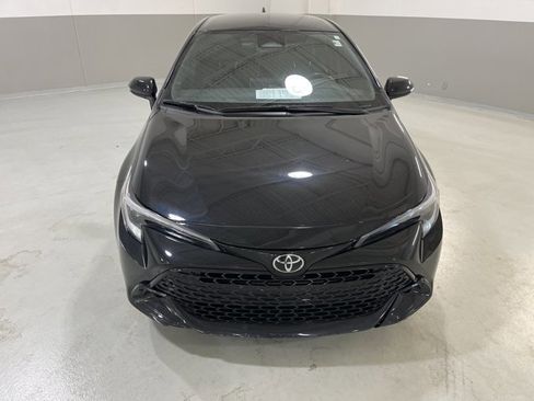 Used 2024 Toyota Corolla SE image 3
