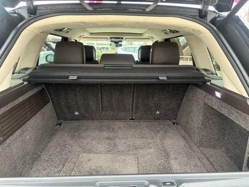 Used 2019 Land Rover Range Rover Long Wheelbase Supercharged image 23