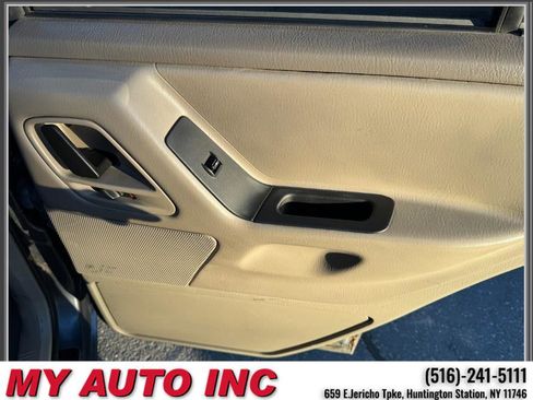 Used 2004 Jeep Grand Cherokee Laredo w/ Cold Weather Group image 30