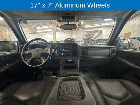 Used 2004 Chevrolet Avalanche Z71 w/ Sun And Sound Package image 27