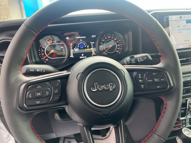 Used 2024 Jeep Wrangler Unlimited Rubicon w/ XTREMEE 35" Tire Package AWD/4WD image 19