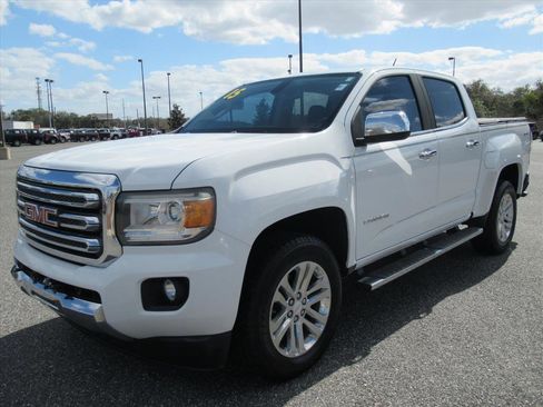 Used 2015 GMC Canyon SLT image 3