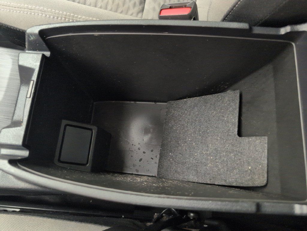 Used 2022 Ford Escape SE w/ Convenience Package FWD image 37