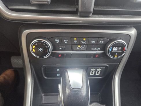 Used 2019 Ford EcoSport SE image 14