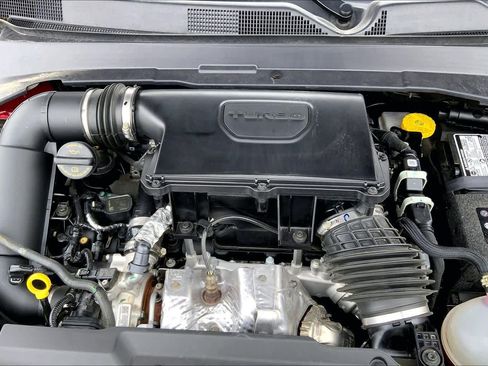 Used 2025 Jeep Compass Limited image 29