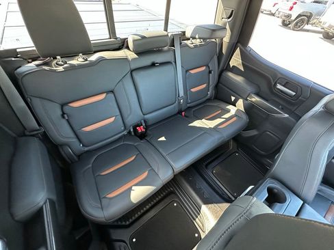 Used 2021 GMC Sierra 1500 AT4 w/ AT4 Value Package AWD/4WD image 23