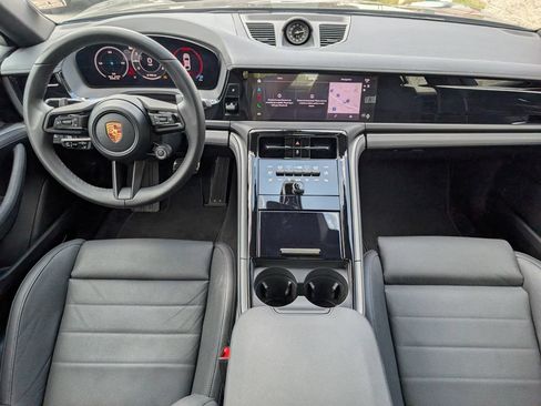 Certified 2026 Porsche Panamera 4 AWD/4WD image 11