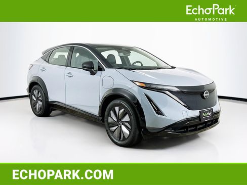 Used 2023 Nissan Ariya FWD image 1