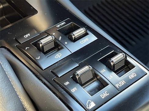 Used 2021 Lexus GX 460 Luxury w/ Sport Design Package image 39