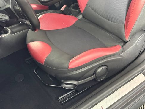 Used 2011 MINI Cooper S FWD image 19