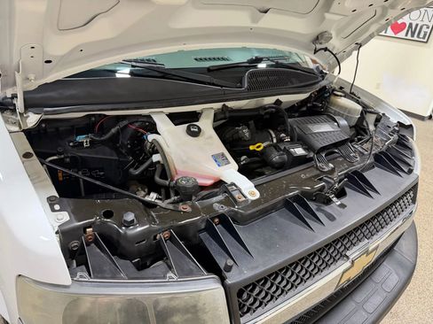 Used 2012 Chevrolet Express 3500 LT w/ LT Preferred Equipment Group image 46