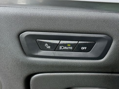 Used 2025 BMW X5 xDrive40i w/ Parking Assistance Package image 10