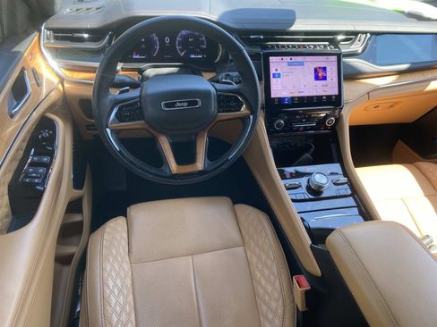 Certified 2024 Jeep Grand Cherokee Summit AWD/4WD image 20