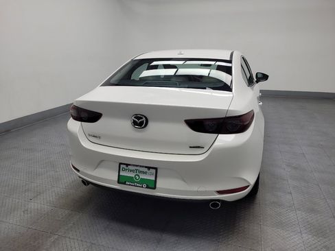 Used 2019 MAZDA MAZDA3 Sedan w/ Preferred Package image 7
