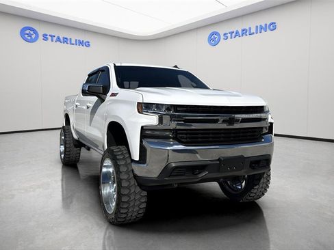 Used 2021 Chevrolet Silverado 1500 LT image 14