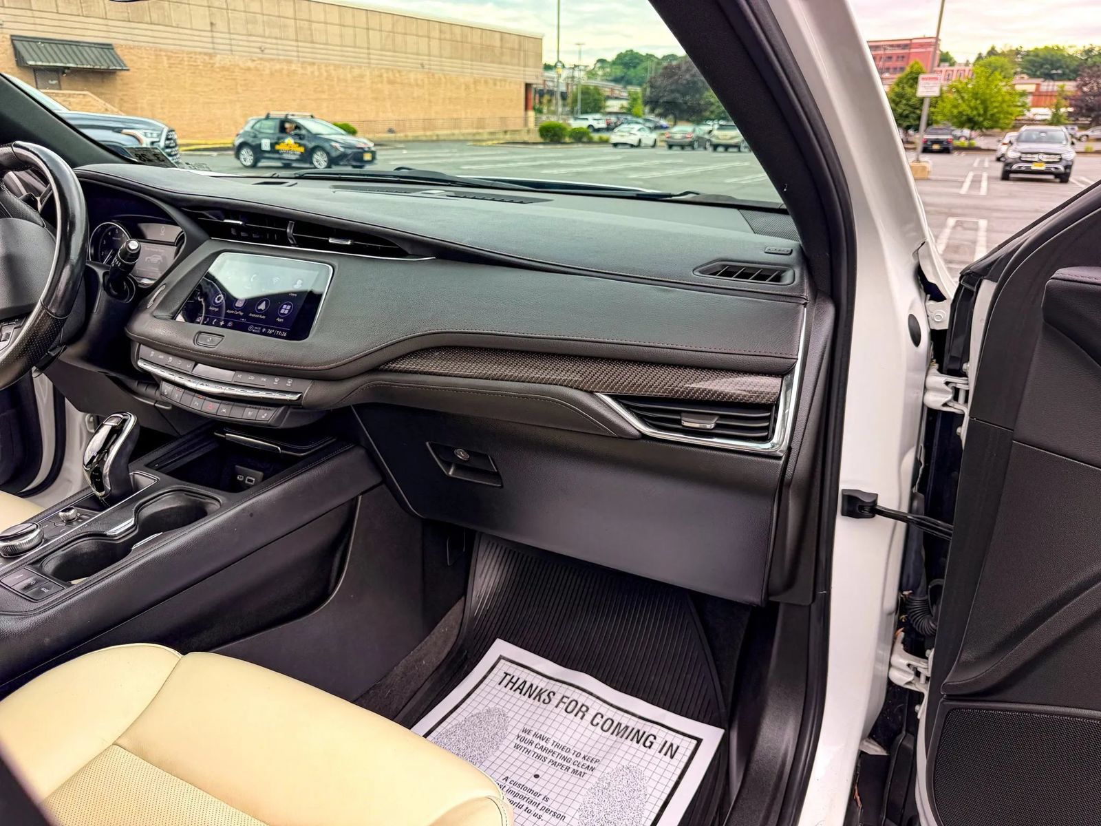 Used 2023 Cadillac XT4 Sport AWD/4WD image 23