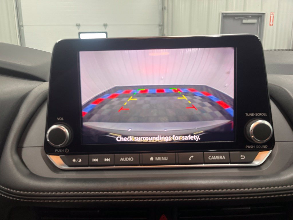 Used 2024 Nissan Rogue S AWD/4WD image 22