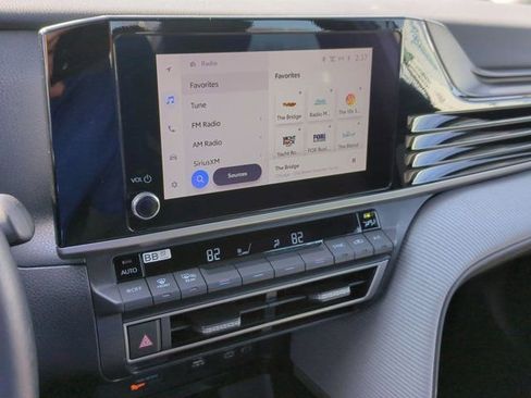 Certified 2025 Toyota Camry SE image 11