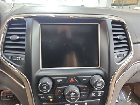 Used 2014 Jeep Grand Cherokee Summit AWD/4WD image 26