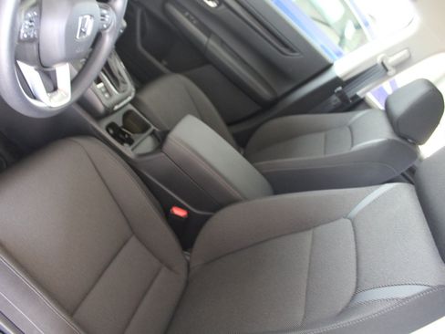 Used 2026 Honda CR-V LX image 13