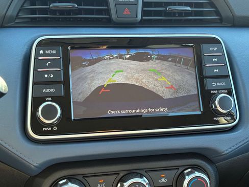 Used 2025 Nissan Versa SV image 22