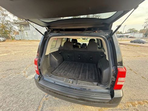 Used 2016 Jeep Patriot Latitude image 15