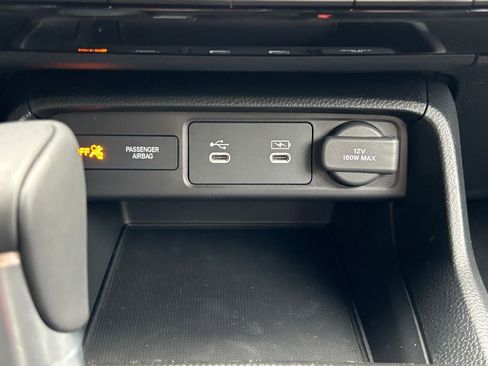 New 2025 Honda Civic Sport image 17