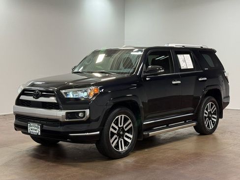 Used 2021 Toyota 4Runner Limited image 7