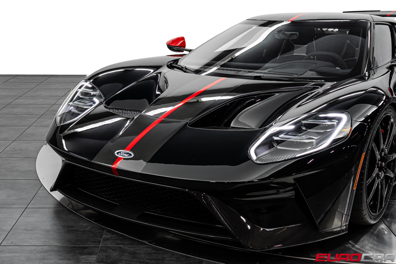 Used 2020 Ford GT Carbon Series RWD image 13