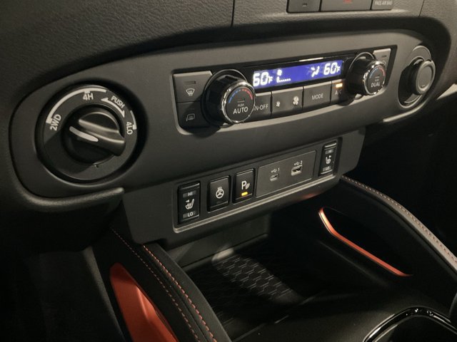 Used 2023 Nissan Frontier PRO-4X w/ Pro Convenience Package AWD/4WD image 27